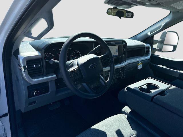 new 2025 Ford F-250 car, priced at $58,820