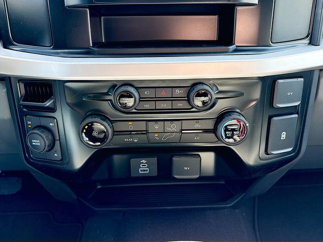 new 2025 Ford F-250 car, priced at $58,820
