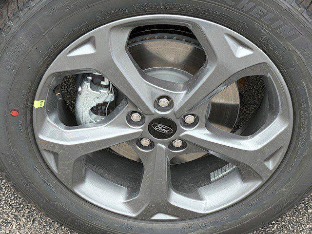 new 2025 Ford Escape car, priced at $33,335