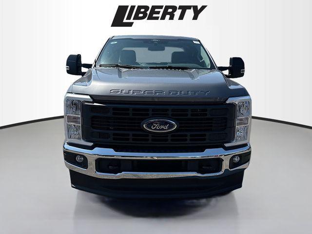 new 2025 Ford F-350 car, priced at $65,320