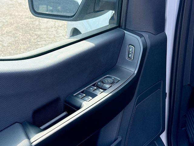 new 2025 Ford F-150 car, priced at $48,053