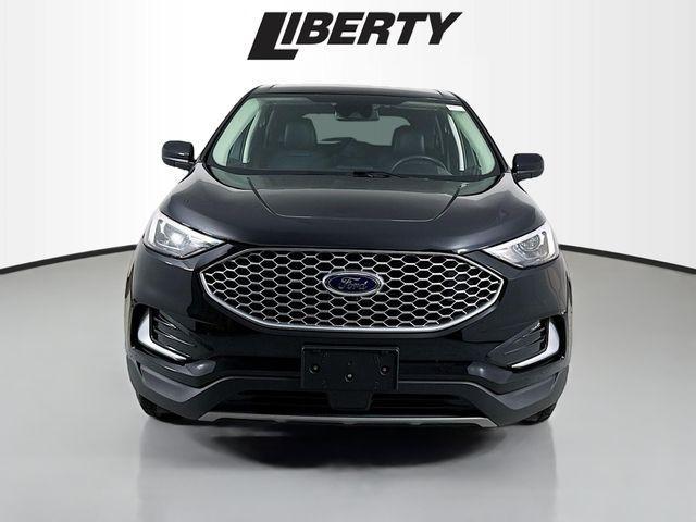 used 2024 Ford Edge car, priced at $29,975