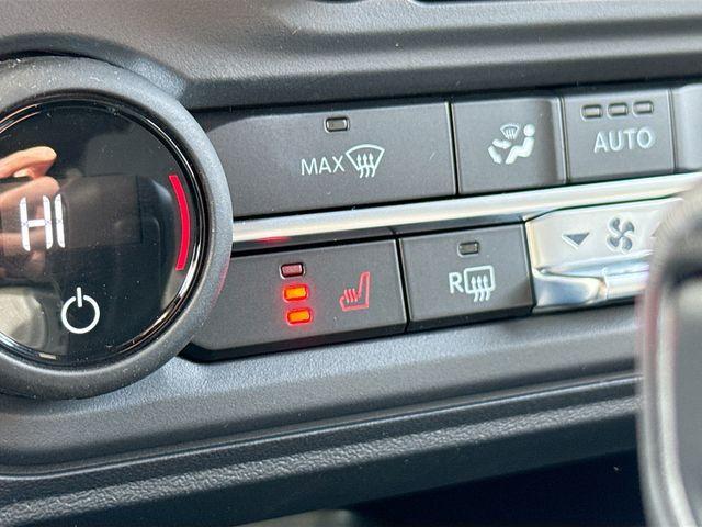 new 2025 Ford Bronco car, priced at $45,670