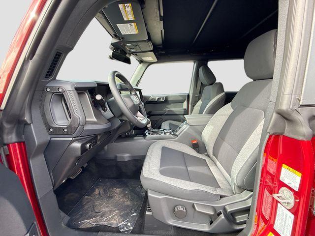 new 2025 Ford Bronco car, priced at $45,670