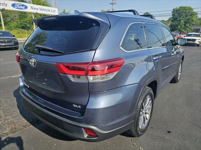 used 2018 Toyota Highlander car, priced at $25,990