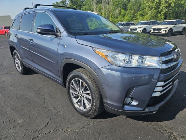 used 2018 Toyota Highlander car, priced at $25,990