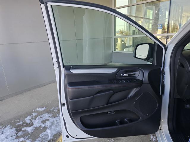 used 2019 Dodge Grand Caravan car, priced at $13,990