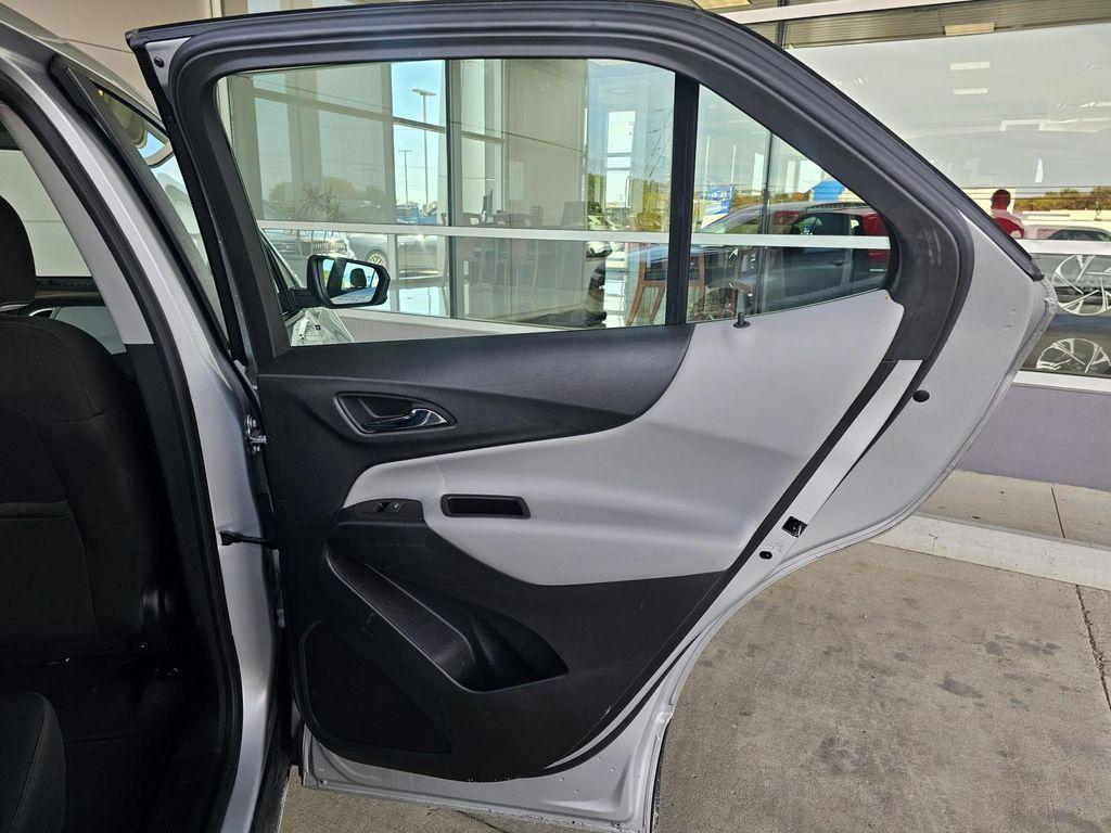 used 2022 Chevrolet Equinox car, priced at $15,990