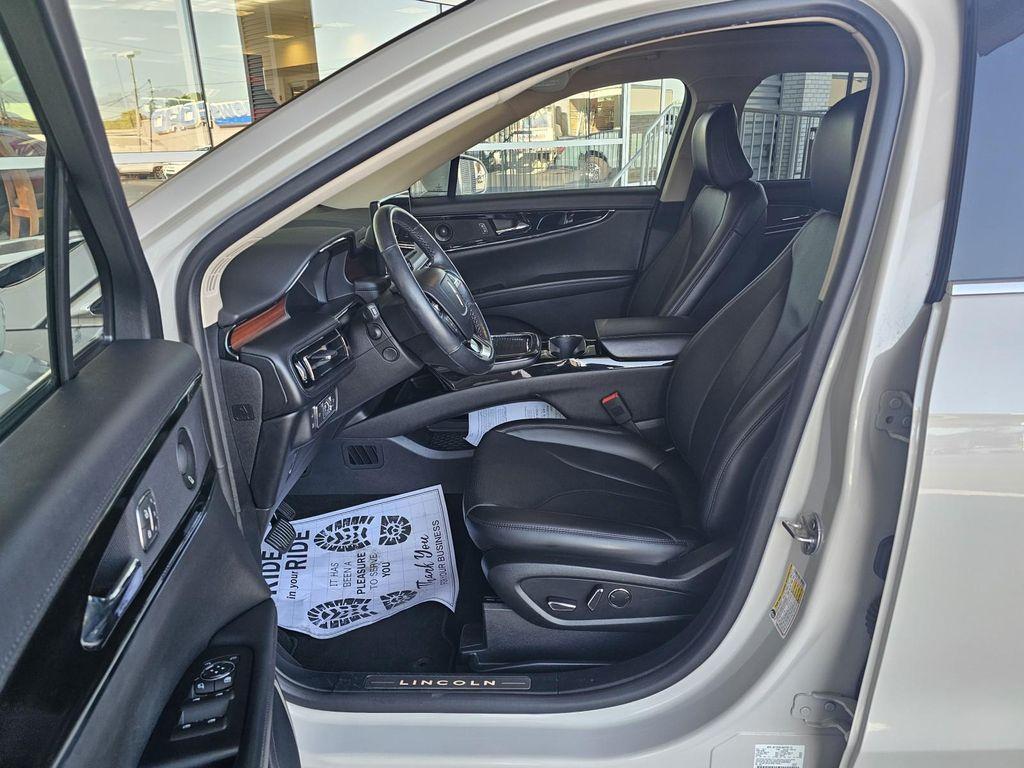 used 2021 Lincoln Nautilus car, priced at $31,990