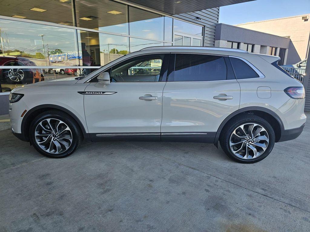 used 2021 Lincoln Nautilus car, priced at $31,990