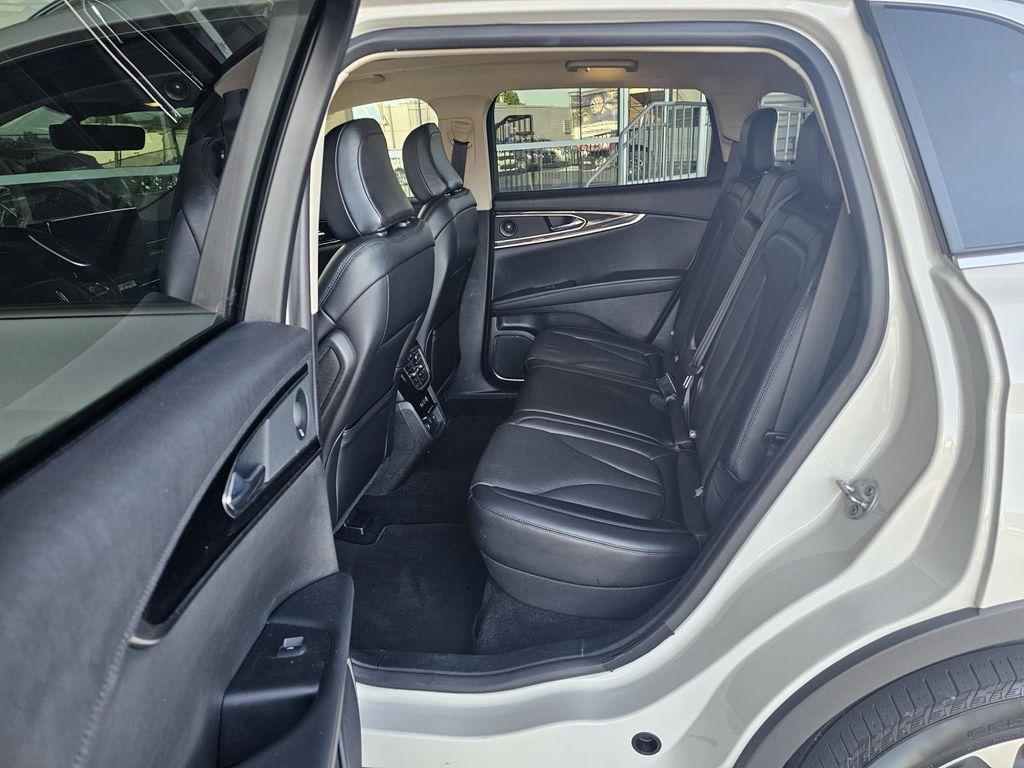 used 2021 Lincoln Nautilus car, priced at $31,990