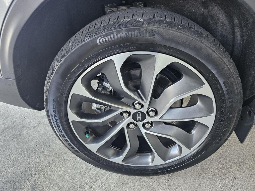 used 2021 Lincoln Nautilus car, priced at $31,990