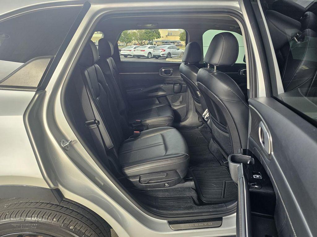 used 2021 Kia Sorento car, priced at $22,990