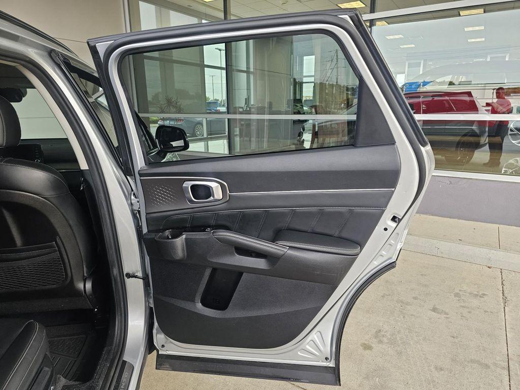 used 2021 Kia Sorento car, priced at $22,990