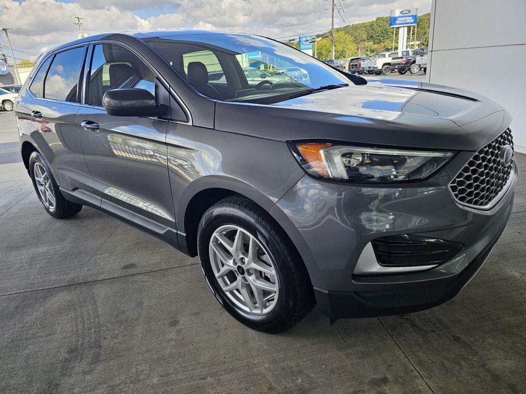 used 2024 Ford Edge car, priced at $23,990