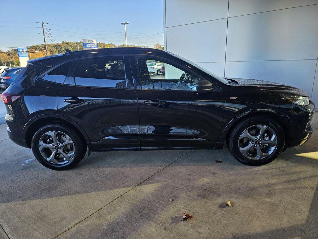 used 2023 Ford Escape car, priced at $20,990