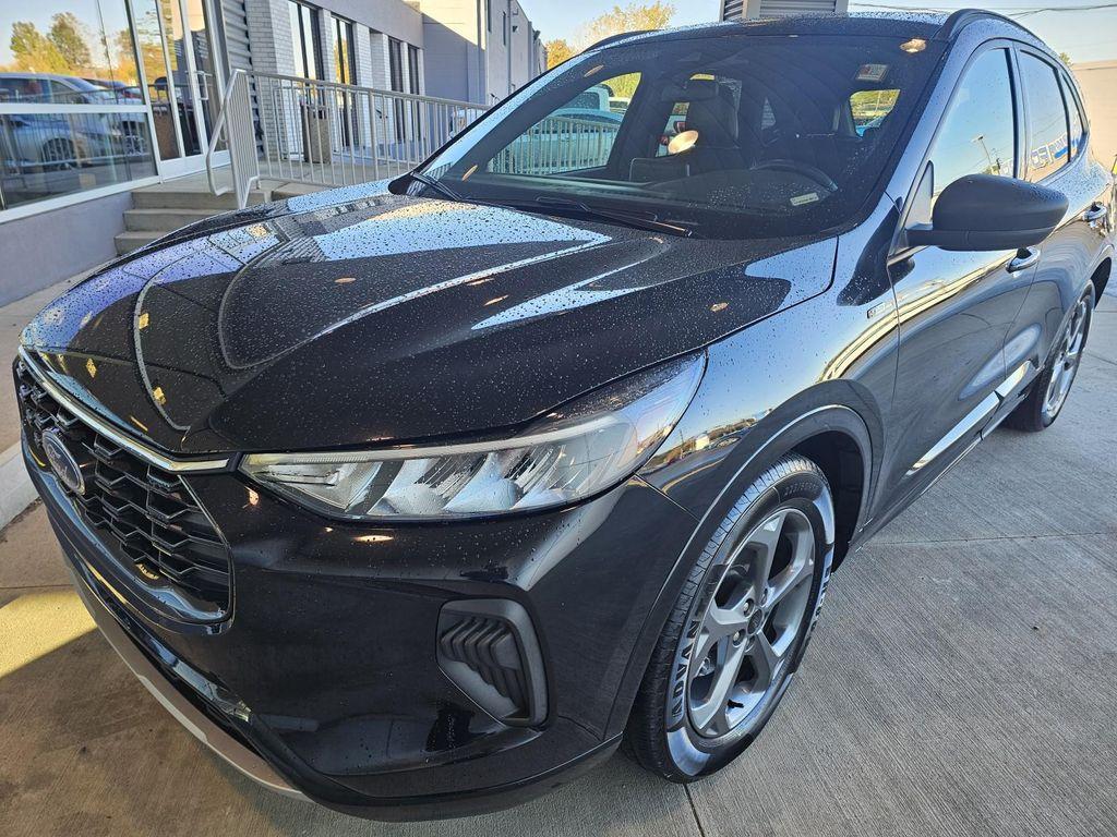 used 2023 Ford Escape car, priced at $20,990