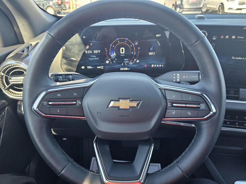 used 2025 Chevrolet Equinox car, priced at $29,990