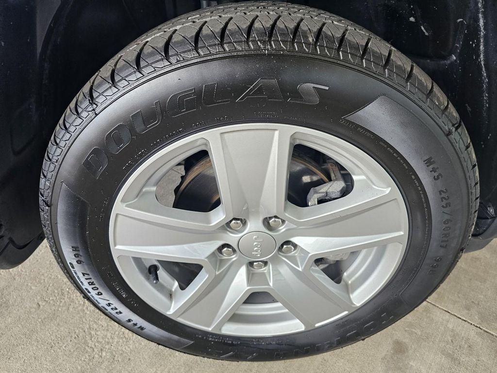 used 2022 Jeep Compass car, priced at $19,990