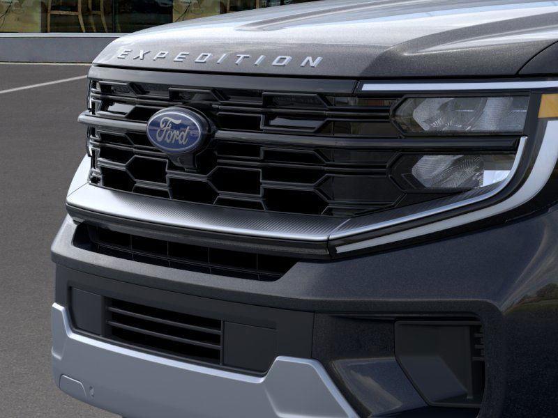 new 2025 Ford Expedition car, priced at $76,610
