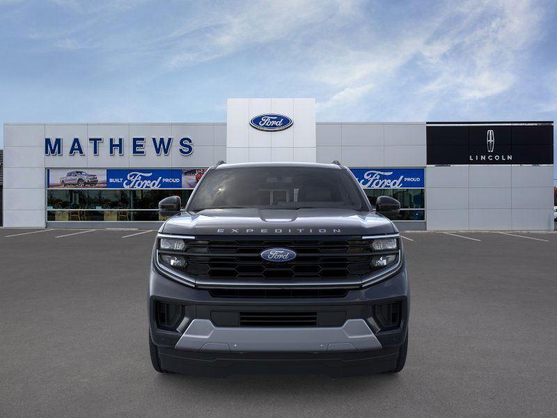 new 2025 Ford Expedition car, priced at $76,610
