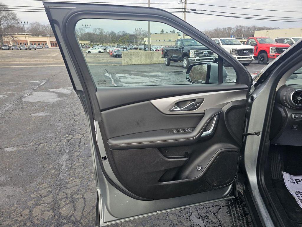 used 2024 Chevrolet Blazer car, priced at $32,486