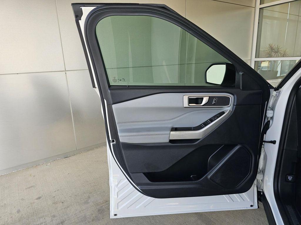 used 2022 Ford Explorer car, priced at $28,990