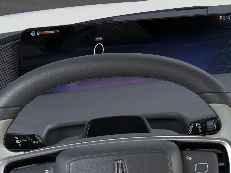 new 2025 Lincoln Navigator car, priced at $106,325