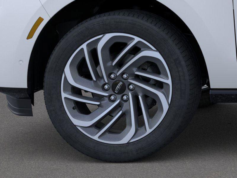 new 2025 Lincoln Navigator car, priced at $106,325