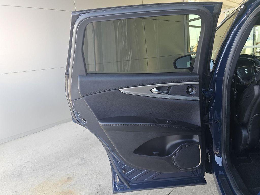 used 2019 Lincoln Nautilus car, priced at $25,611