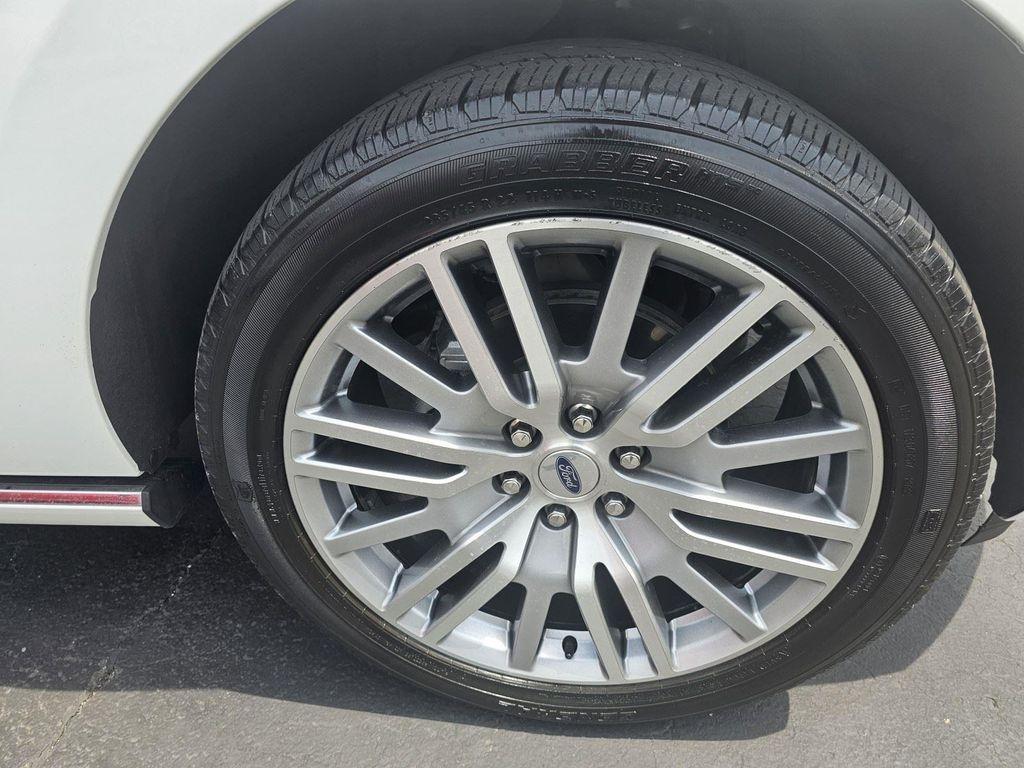 used 2022 Ford Expedition car, priced at $53,986