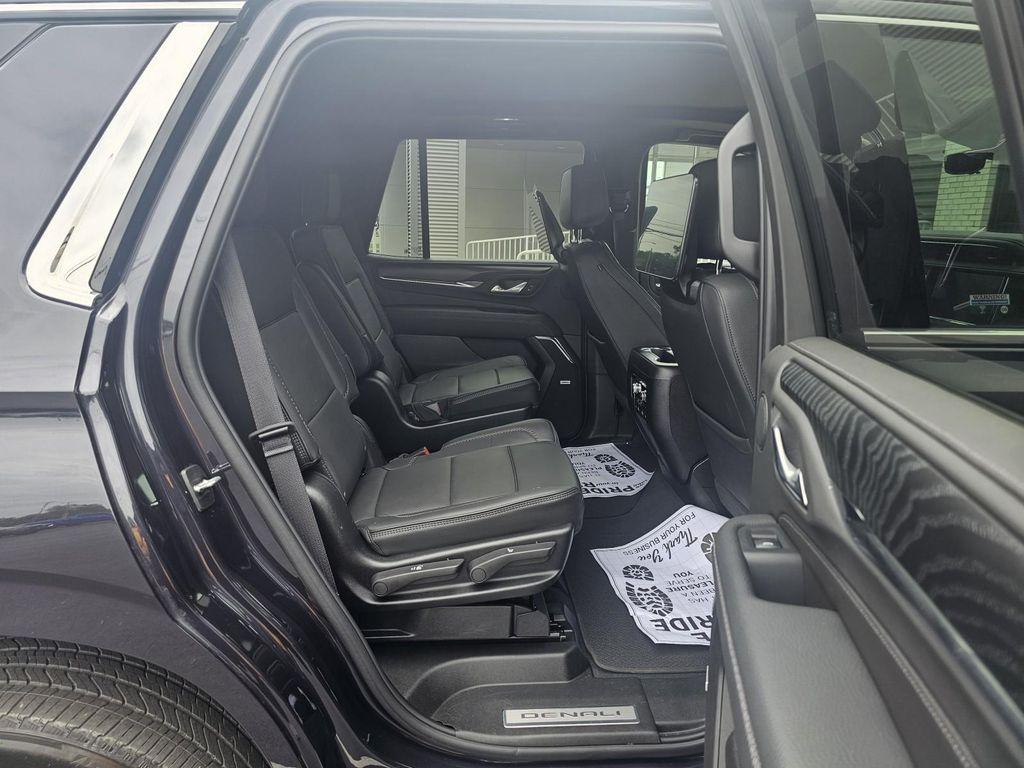 used 2024 GMC Yukon car, priced at $72,986