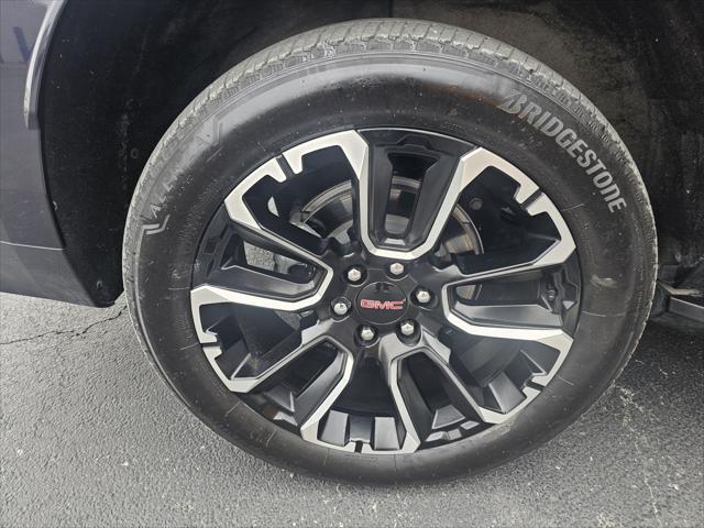 used 2024 GMC Yukon car, priced at $75,990