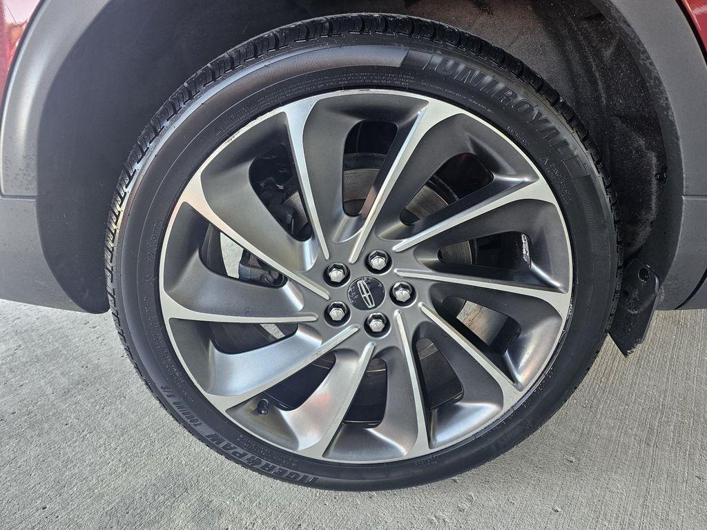 used 2019 Lincoln Nautilus car, priced at $25,990
