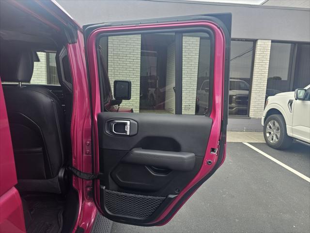 used 2022 Jeep Wrangler Unlimited car, priced at $37,990