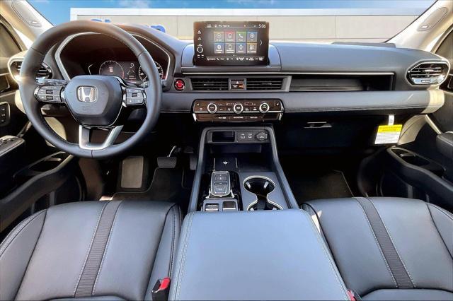 new 2025 Honda Pilot car, priced at $50,378
