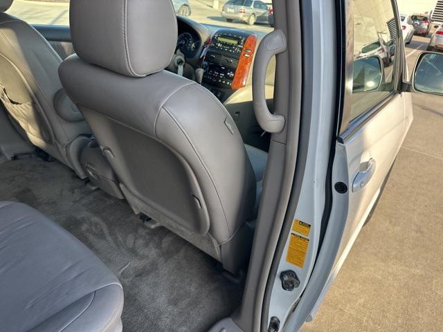 used 2005 Toyota Sienna car, priced at $6,500