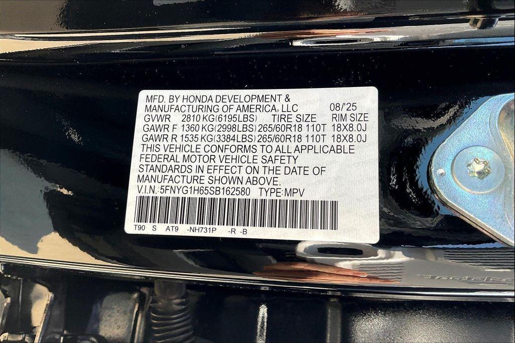 new 2025 Honda Pilot car, priced at $49,495