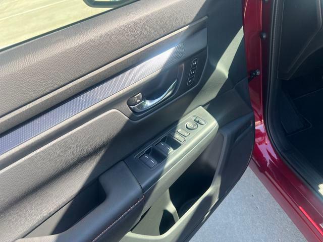 new 2025 Honda CR-V Hybrid car, priced at $40,590