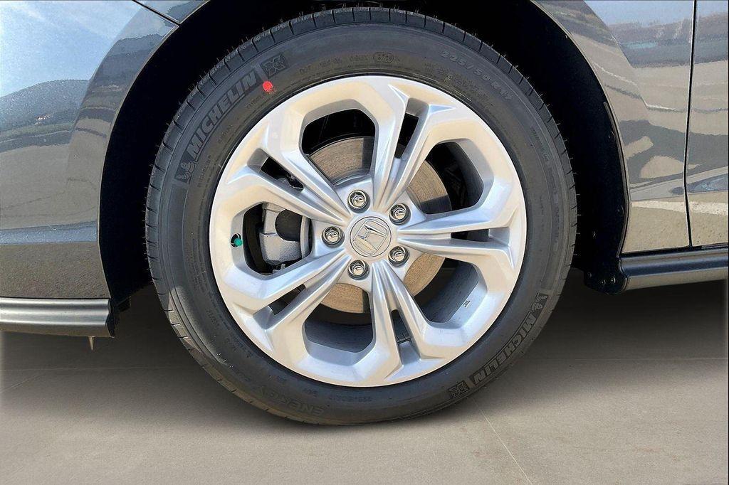 new 2025 Honda Accord car, priced at $28,322