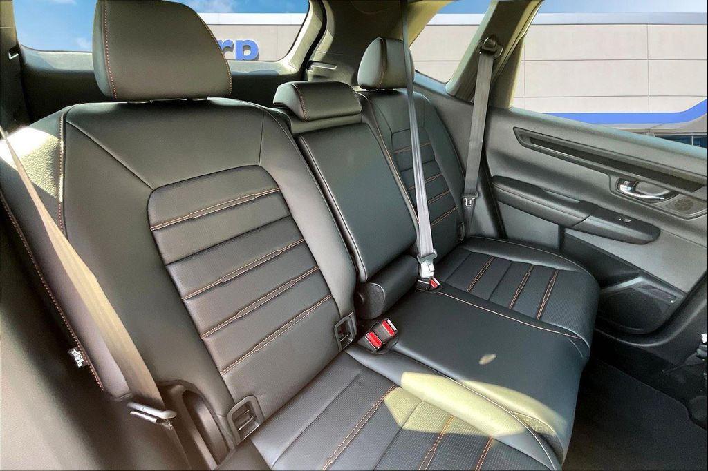 new 2026 Honda CR-V Hybrid car, priced at $41,075