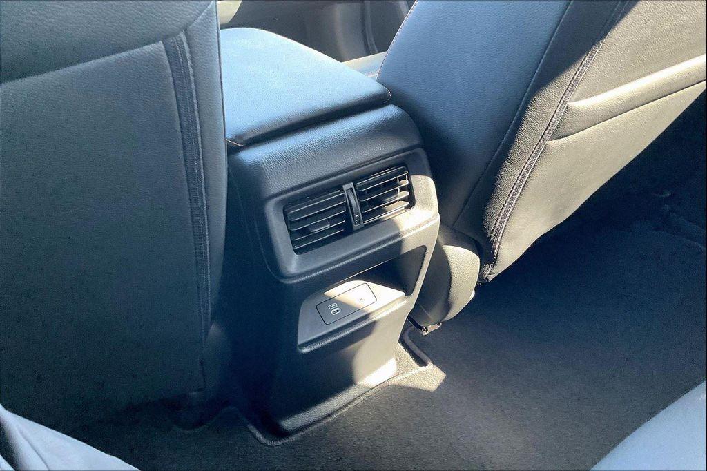 new 2026 Honda CR-V Hybrid car, priced at $41,075