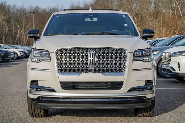 new 2024 Lincoln Navigator car, priced at $108,755