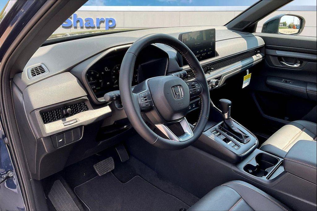new 2026 Honda CR-V Hybrid car, priced at $41,675