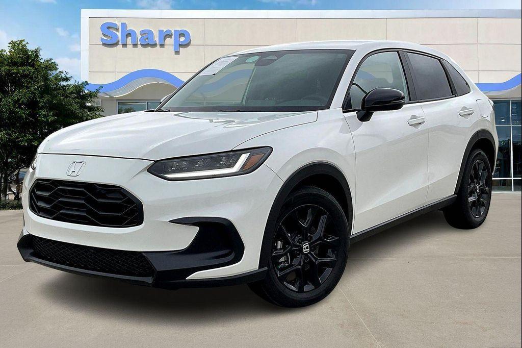 used 2025 Honda HR-V car, priced at $28,500