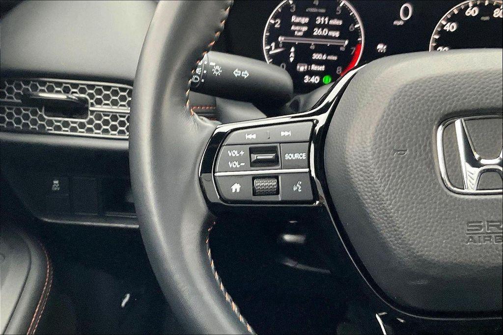 used 2025 Honda HR-V car, priced at $28,500