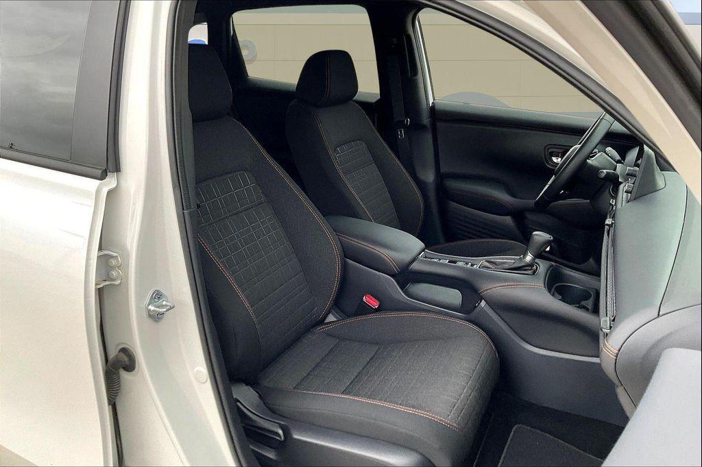 used 2025 Honda HR-V car, priced at $28,500