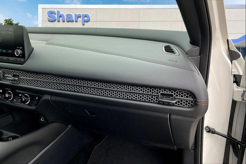 used 2025 Honda HR-V car, priced at $28,500