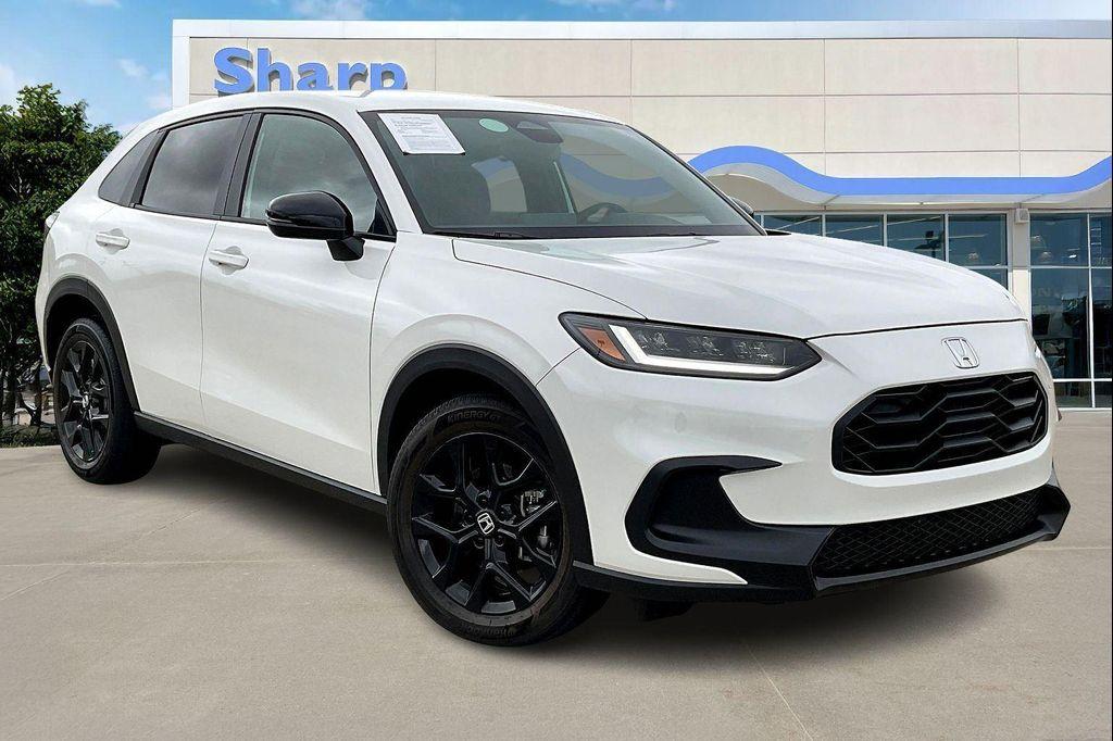 used 2025 Honda HR-V car, priced at $28,500