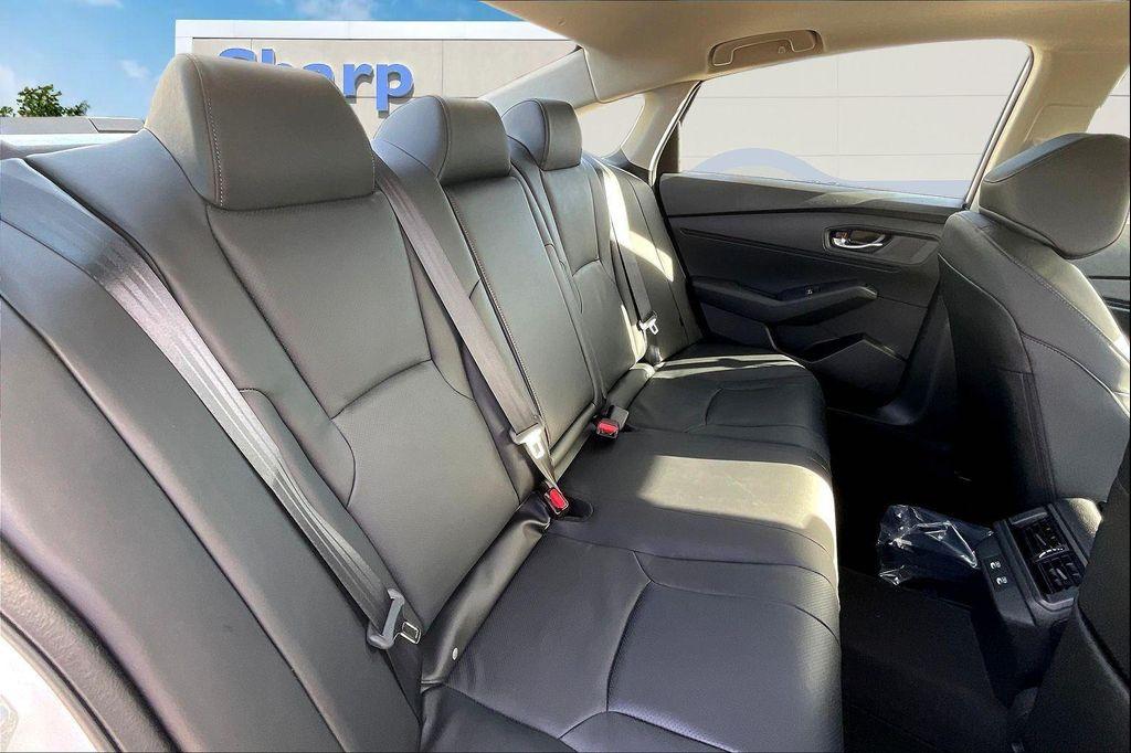 new 2025 Honda Accord Hybrid car, priced at $35,001